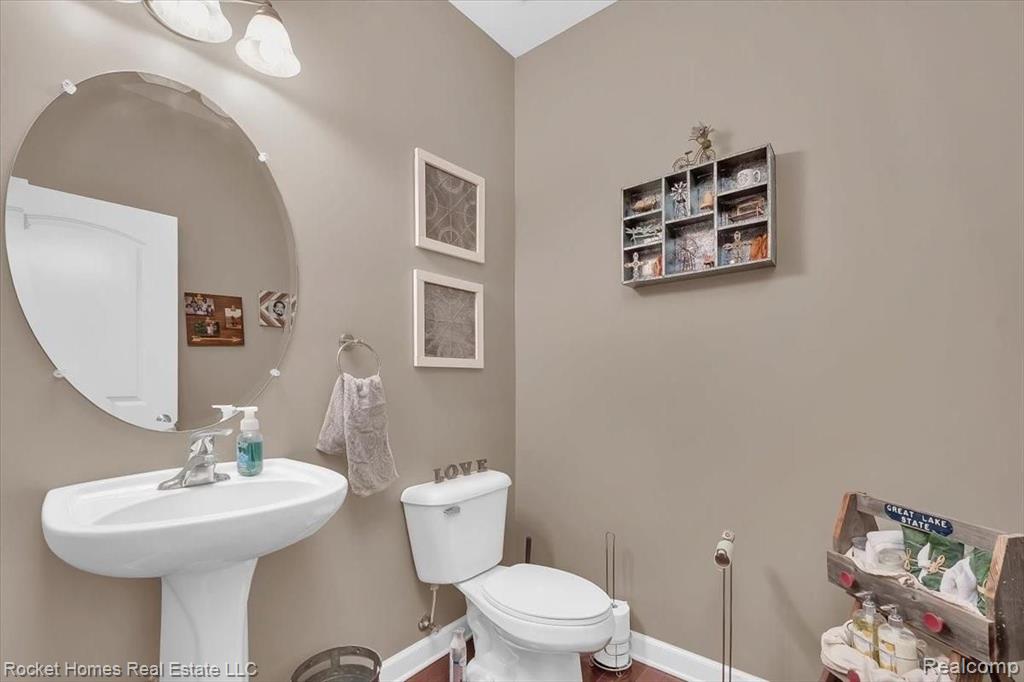 27570 Cromwell Road Novi, MI 48374 - Photo 13 of 28