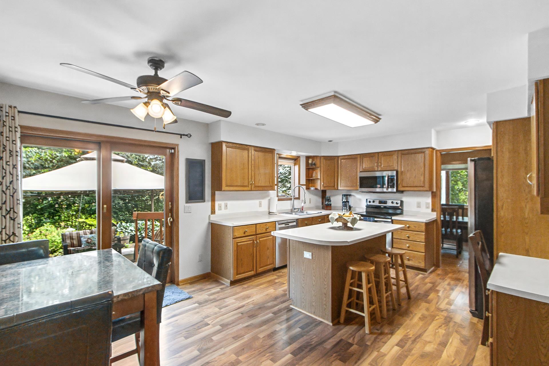 407 Fairbrook Court Waunakee, WI 53597 - Photo 7 of 85