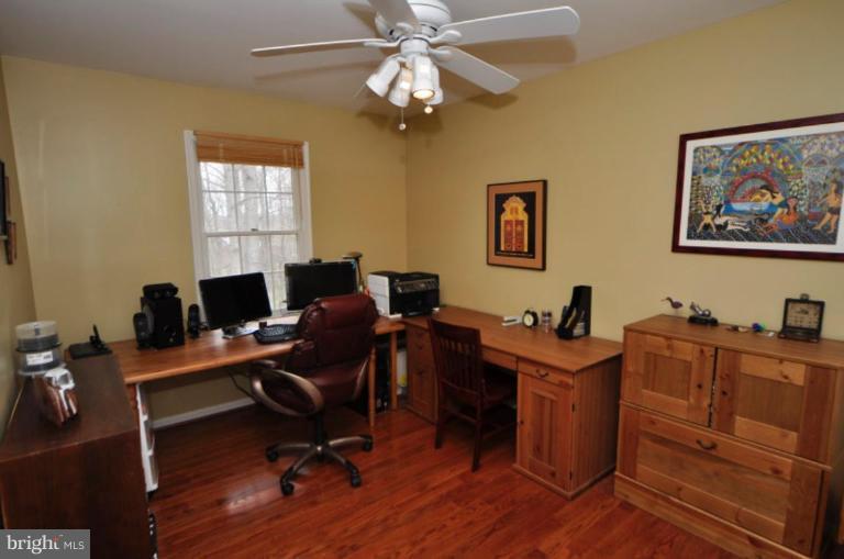 11112 Timberhead Lane Reston, VA 20191 - Photo 11 of 25 Other #4
