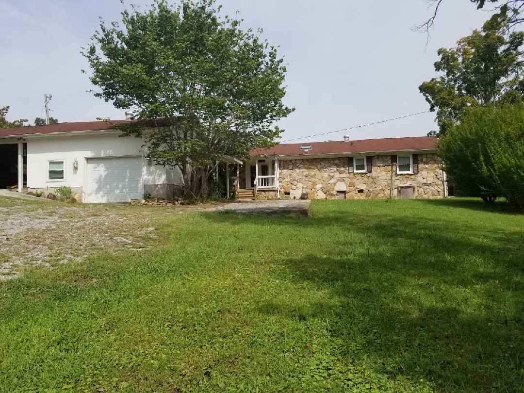 892 Piney Point Road Spring City, TN 37381 - Photo 7 of 25 PART95153625927737095Resized952018090595
