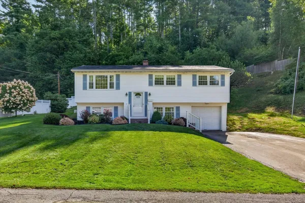 $389,900 | 47 Chatterton Park, Proctor, VT 05765