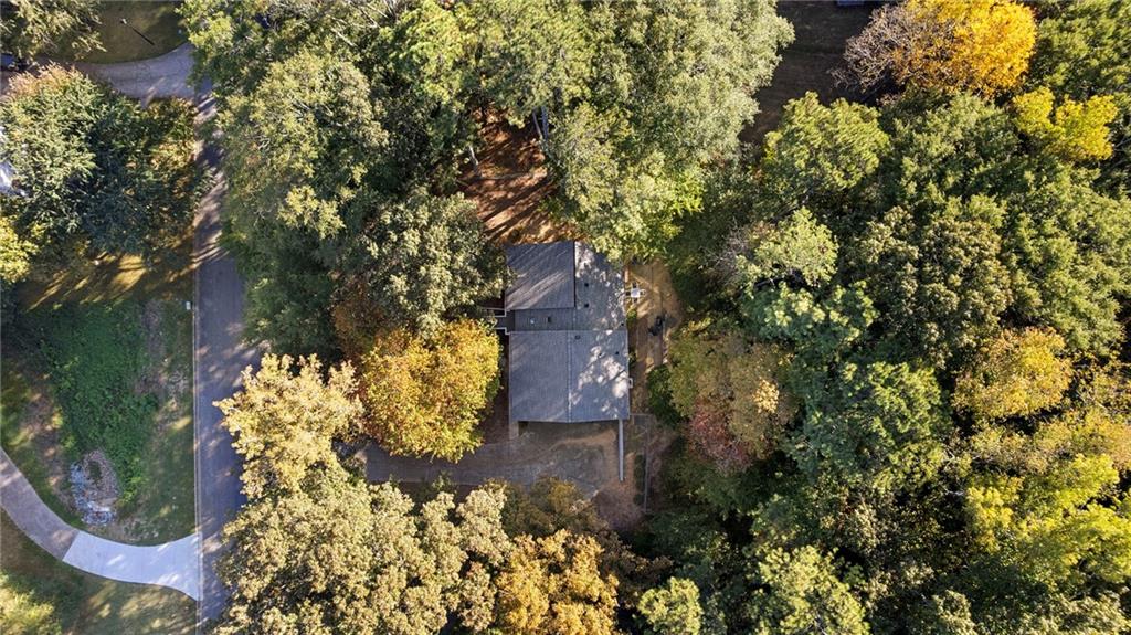 495 Ramsdale Drive Roswell, GA 30075 - Photo 25 of 32 a view of a yard