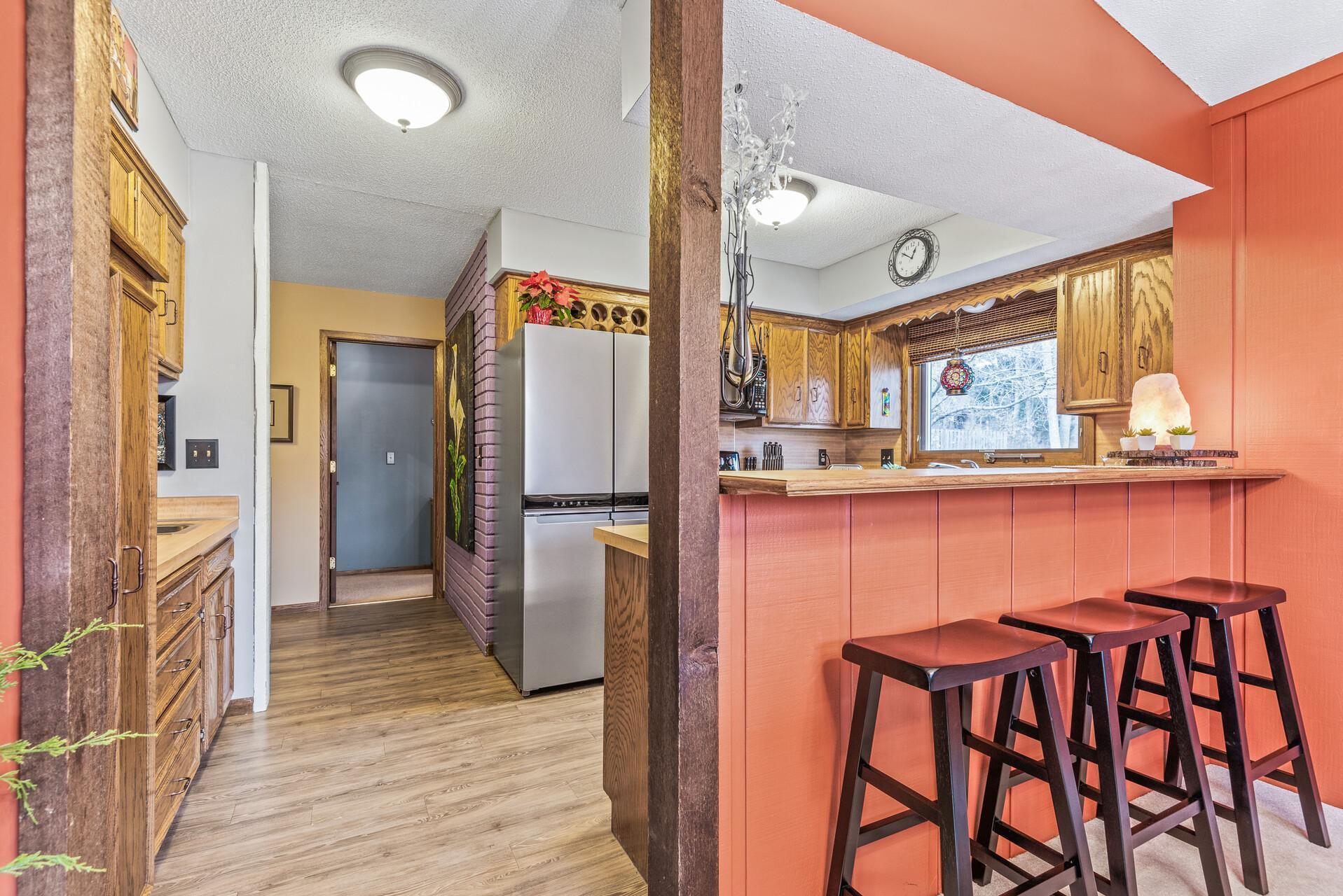 9256 Green Briar Road Bloomington, MN 55437 - Photo 15 of 37 Gallery Image 15
