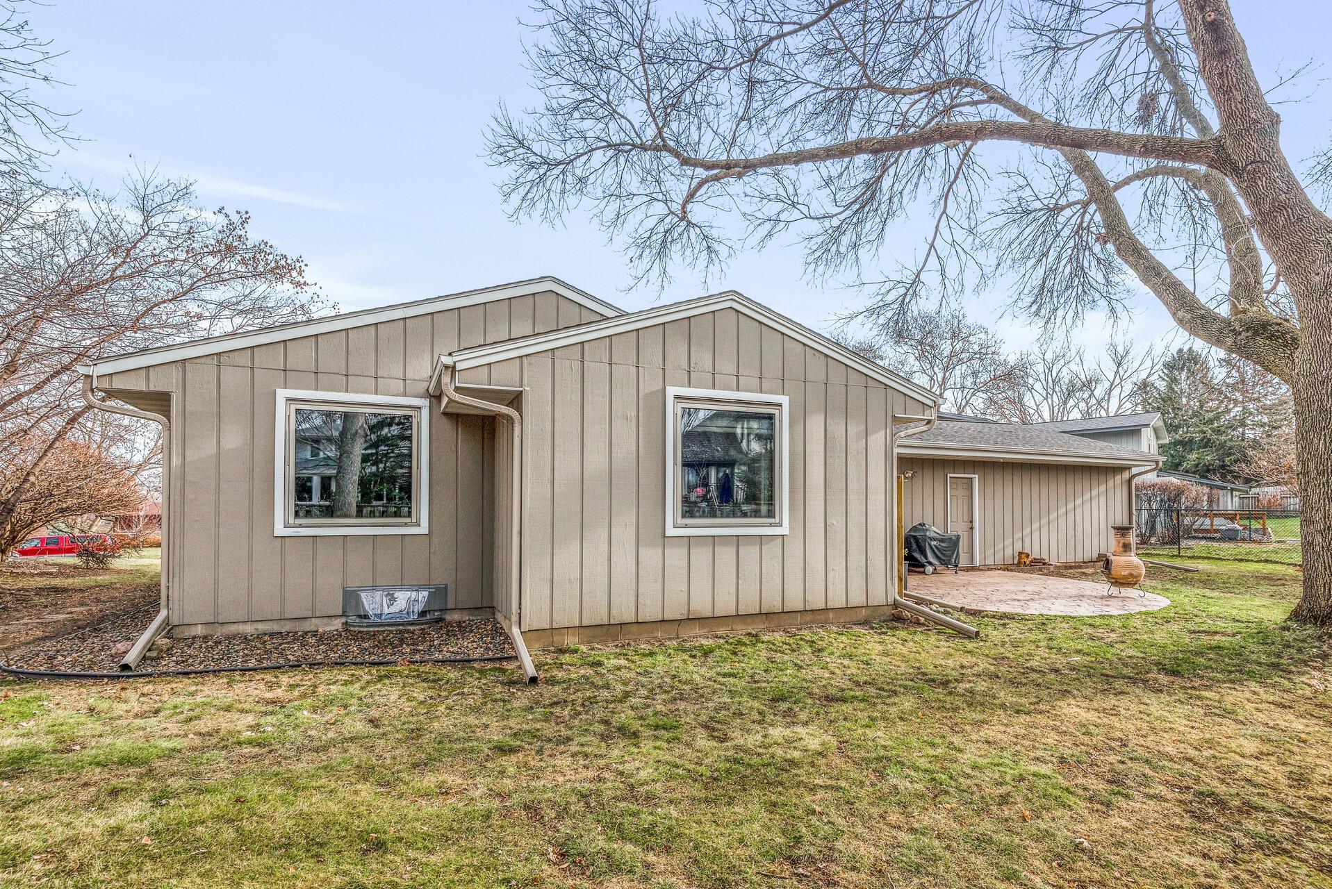 9256 Green Briar Road Bloomington, MN 55437 - Photo 33 of 37 Gallery Image 33