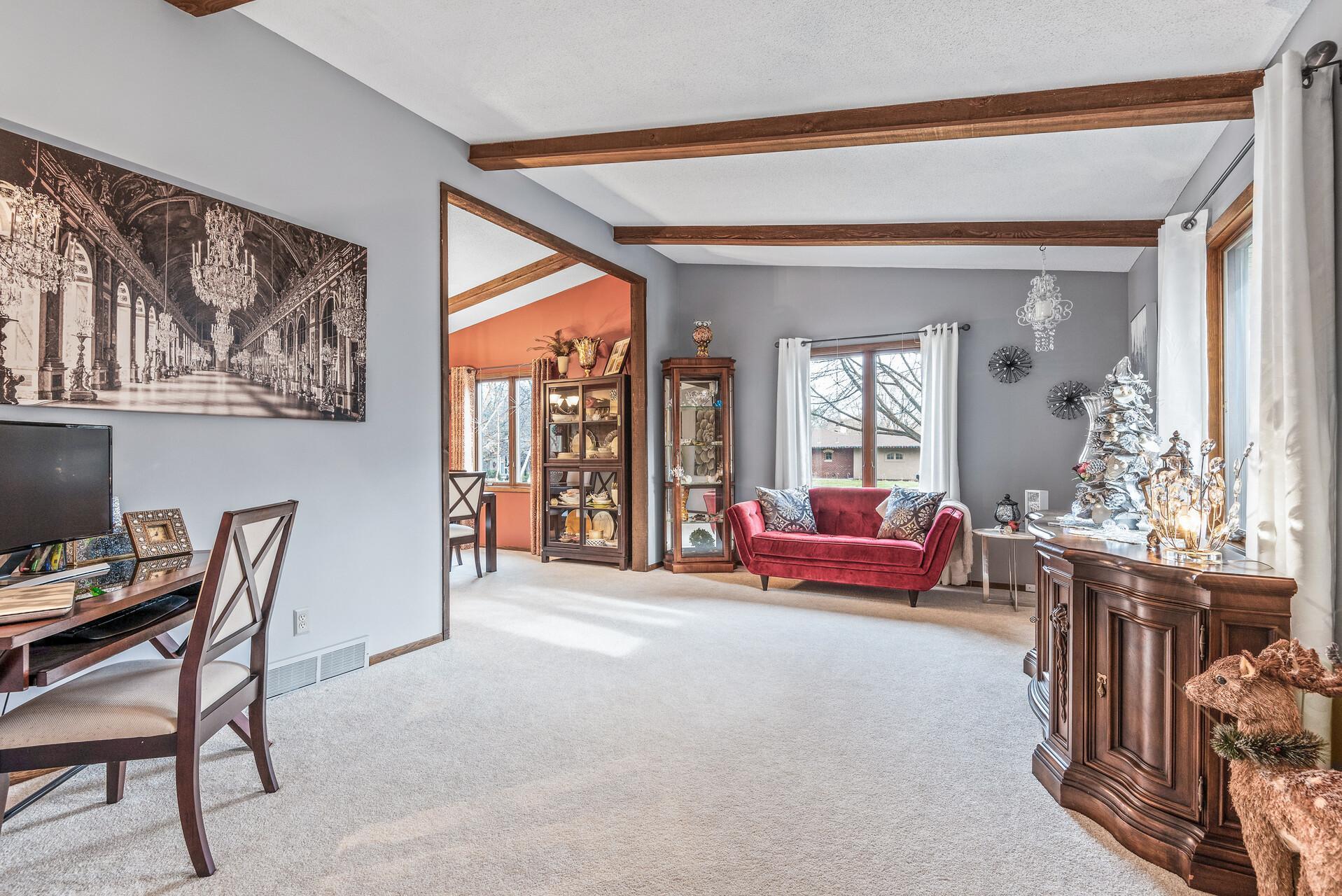 9256 Green Briar Road Bloomington, MN 55437 - Photo 5 of 37 Gallery Image 5