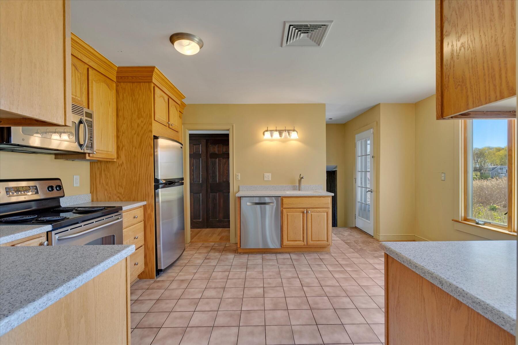 65 Webster Road West Yarmouth, MA 02673 - Photo 18 of 73 39-MG_3076-r