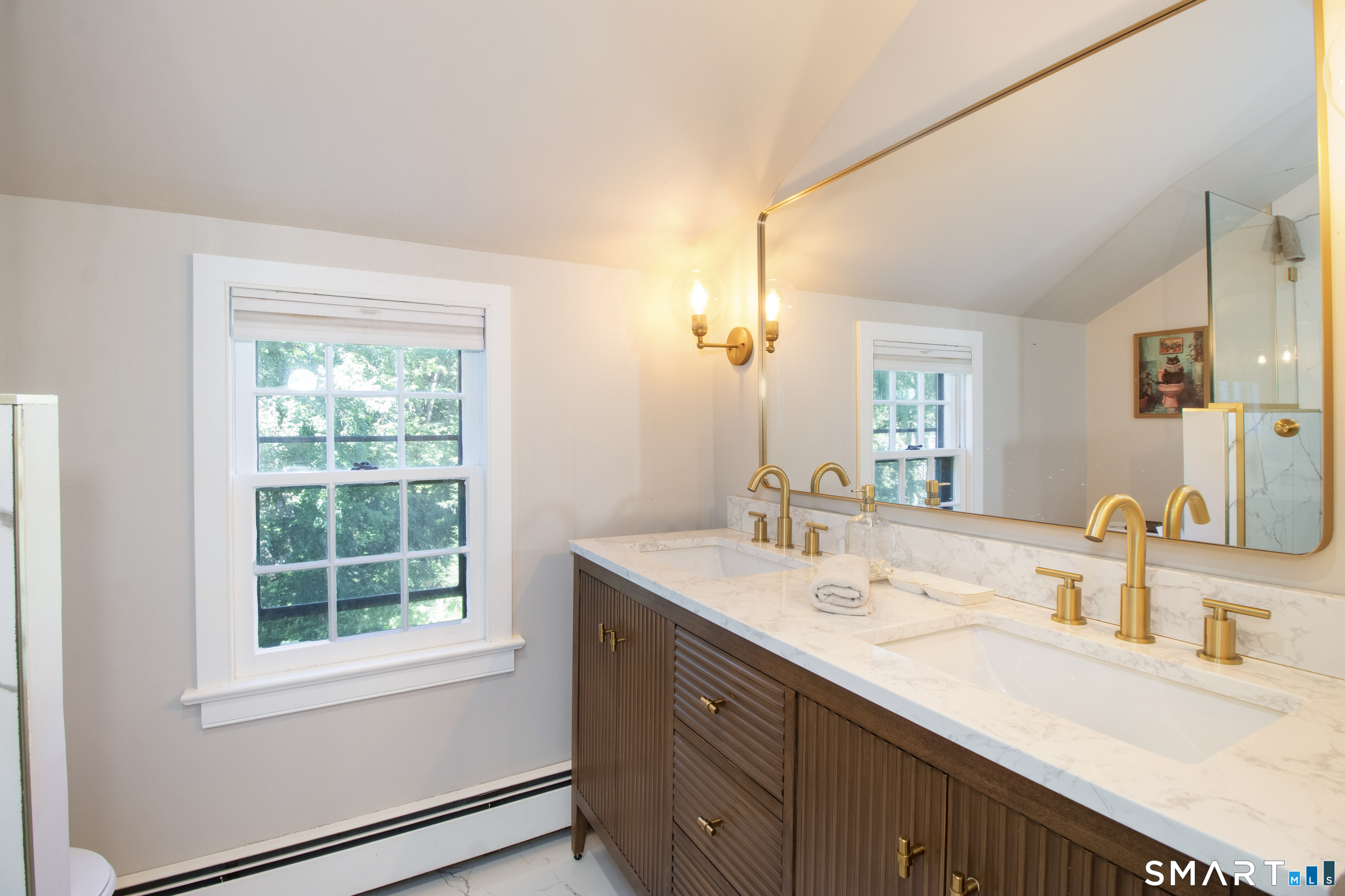 31 Old Barn Road Trumbull, CT 06611 - Photo 18 of 38 Gallery Image 18
