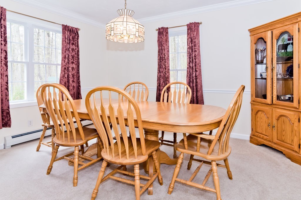 76 Barker Hill Road Townsend, MA 01469 - Photo 9 of 30 Gallery Image 9