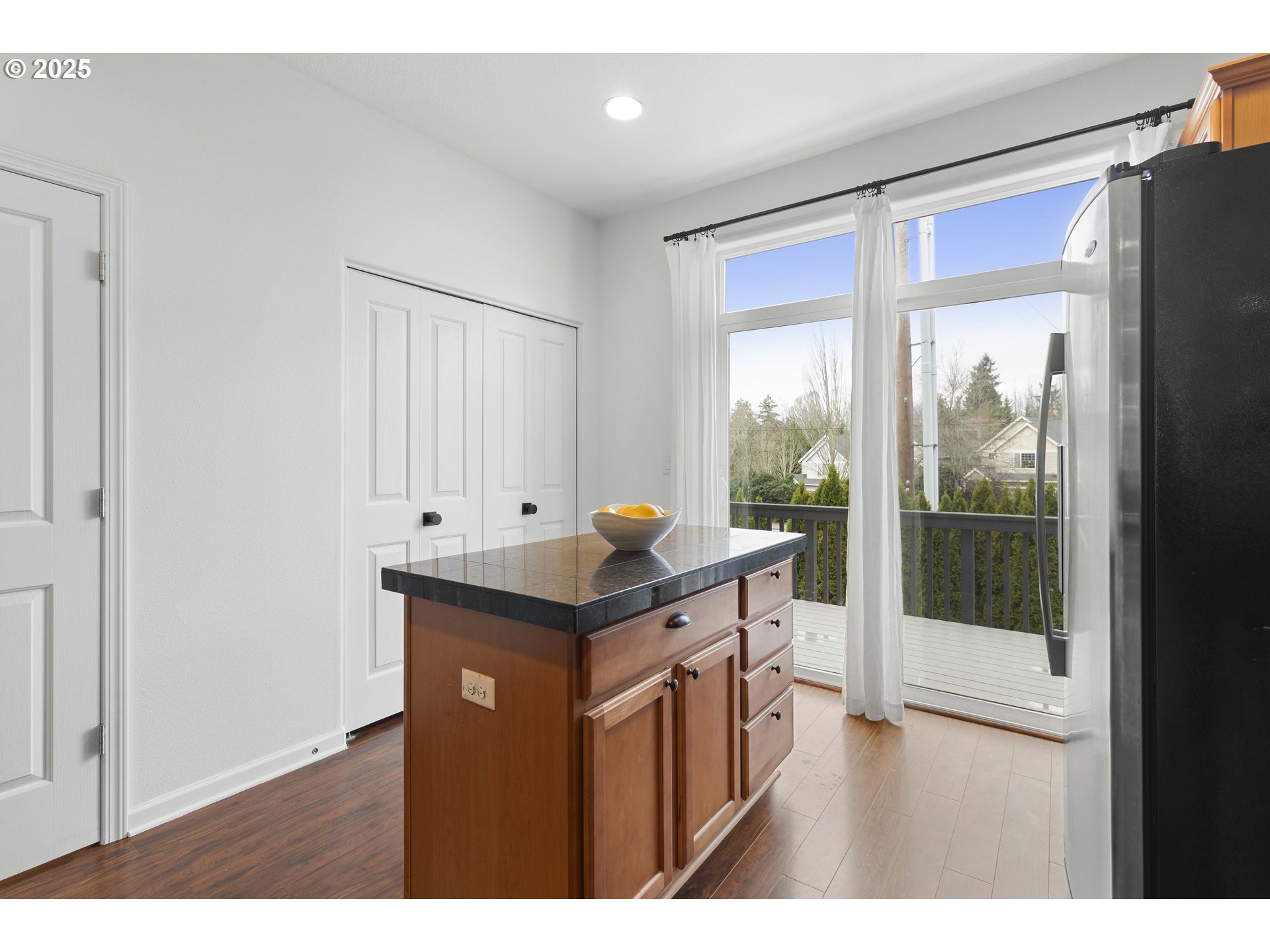 10923 Southwest Sage Terrace Portland, OR 97223 - Photo 10 of 36