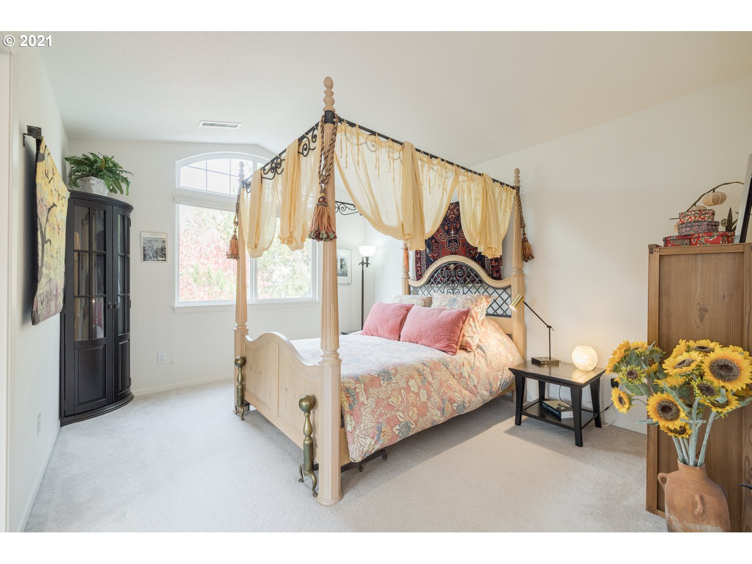 9819 Northwest Silver Ridge Loop Portland, OR 97229 - Photo 18 of 24 Gallery Image 18