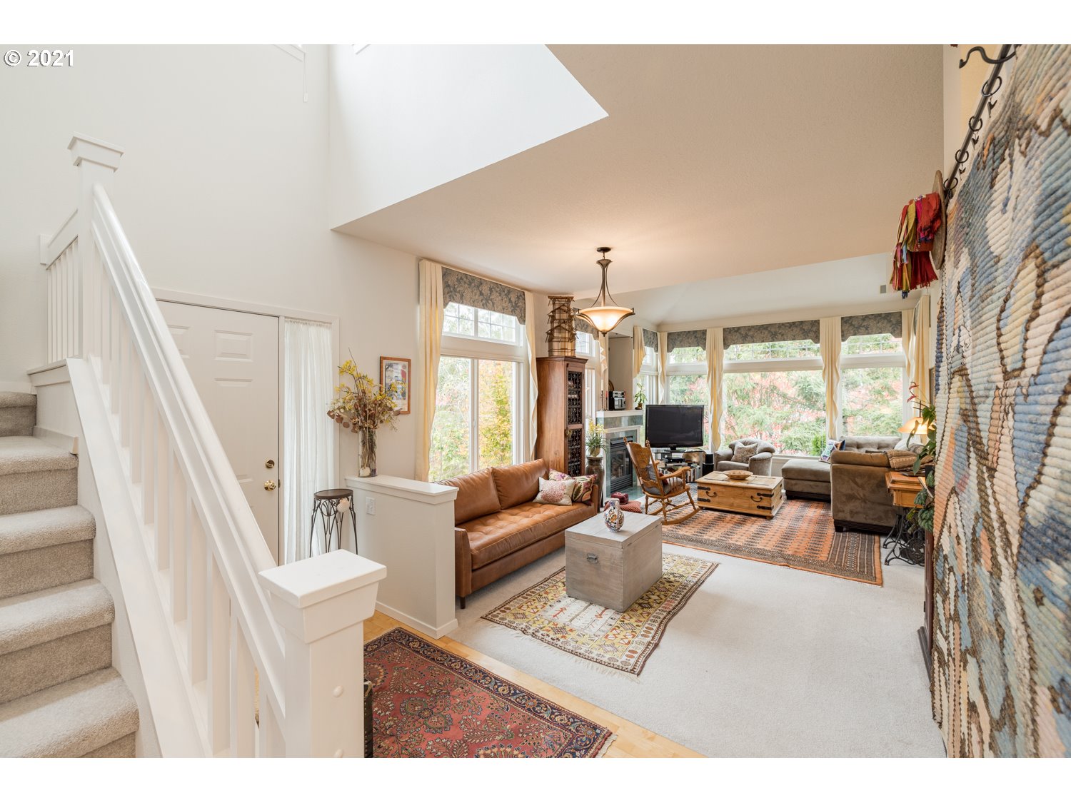 9819 Northwest Silver Ridge Loop Portland, OR 97229 - Photo 3 of 24 Gallery Image 3