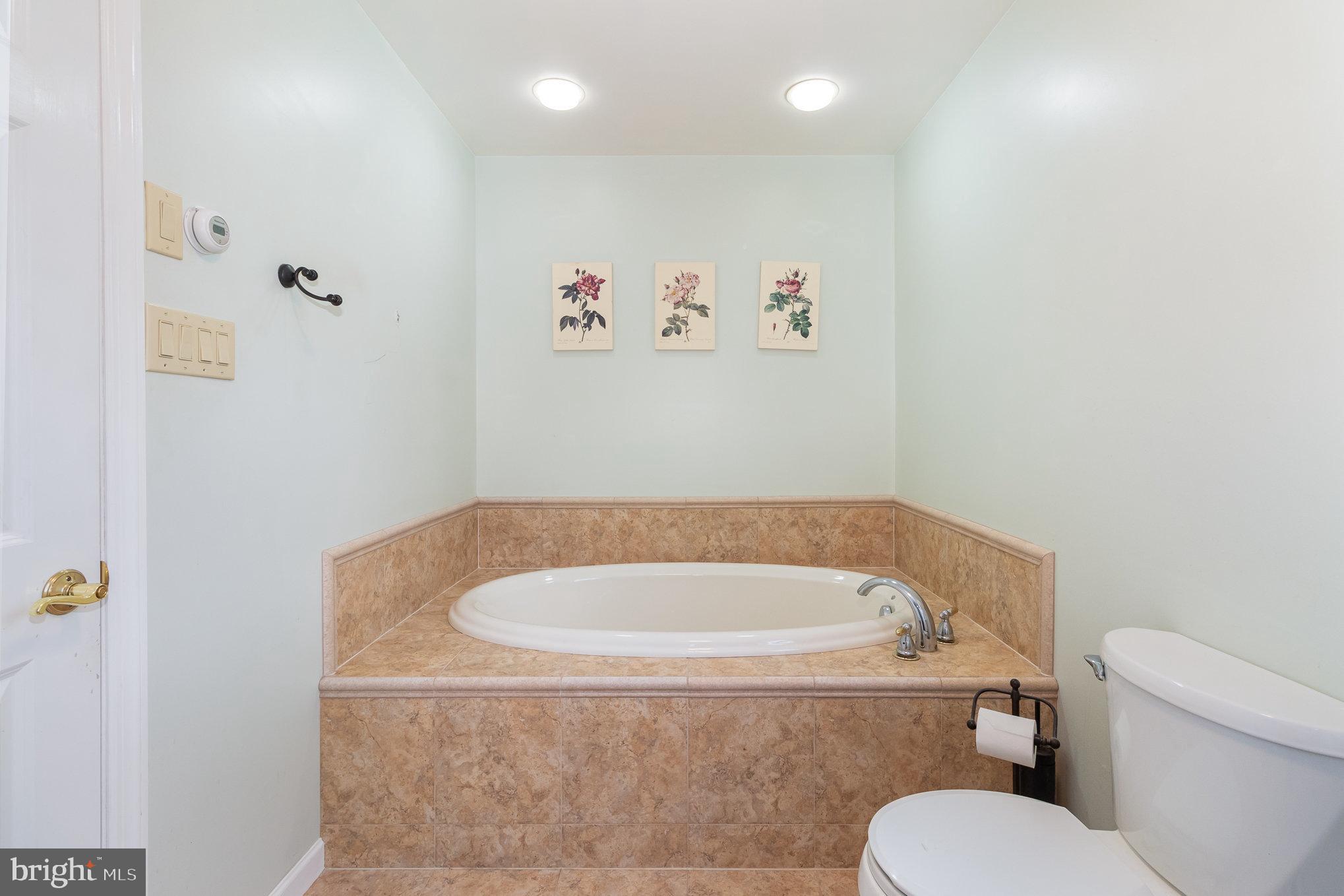 4229 Roundtop Road Elizabethtown, PA 17022 - Photo 15 of 49 Gallery Image 15