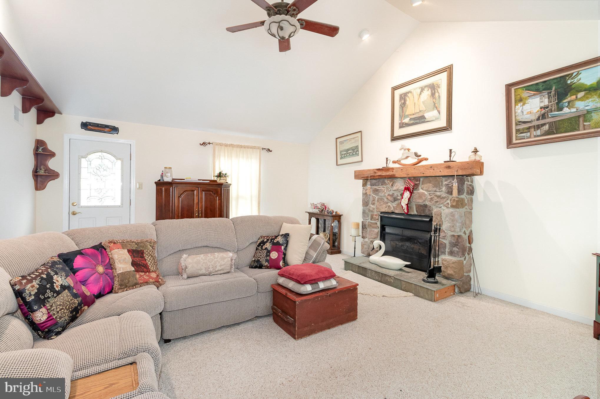 4229 Roundtop Road Elizabethtown, PA 17022 - Photo 7 of 49 Gallery Image 7