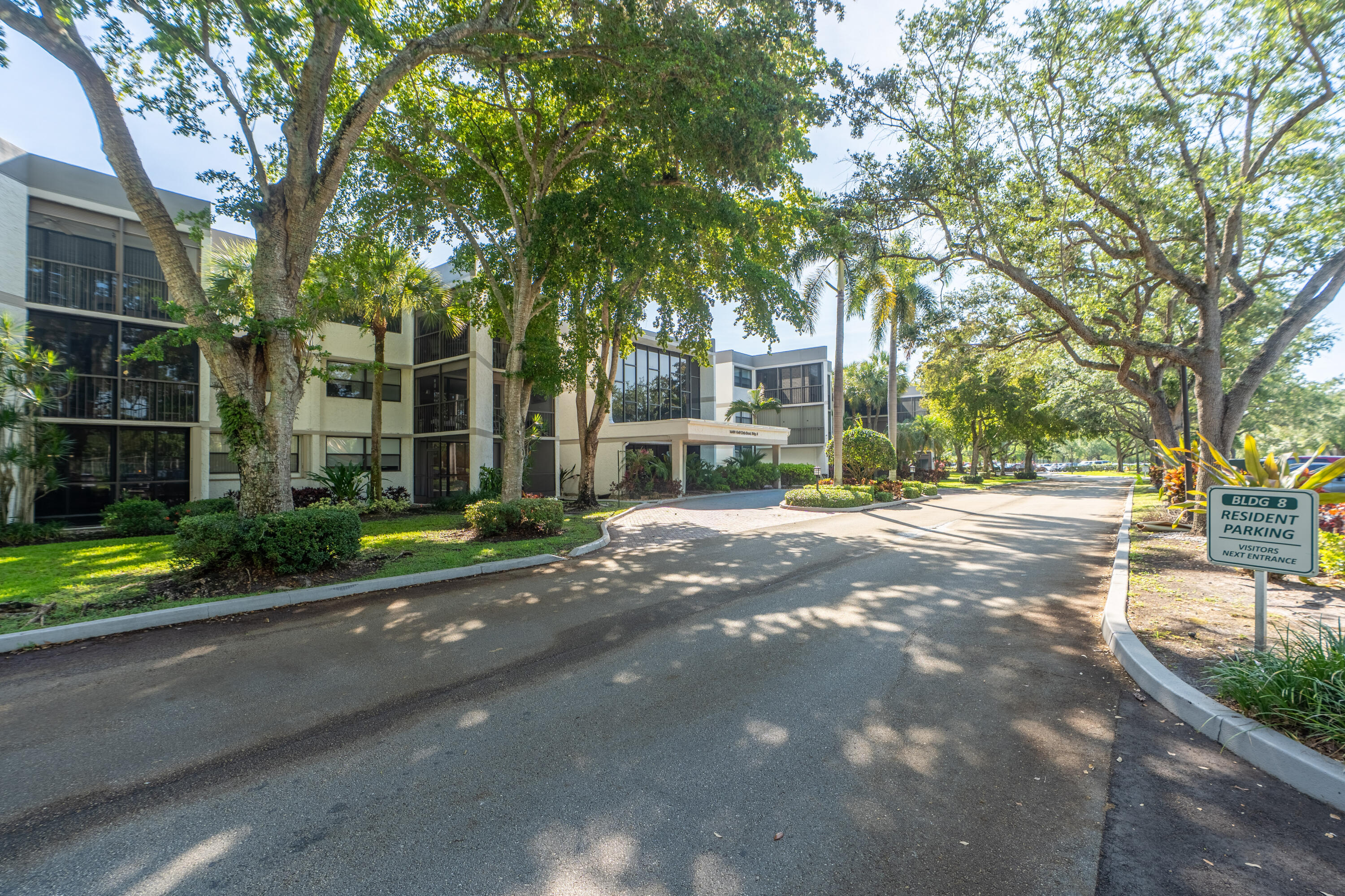 16401 Golf Club Road, Unit 113 Weston, FL 33326 - Photo 59 of 65 DSC02080