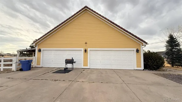 $825,000 | 55740 East 41st Avenue, Strasburg, CO 80136