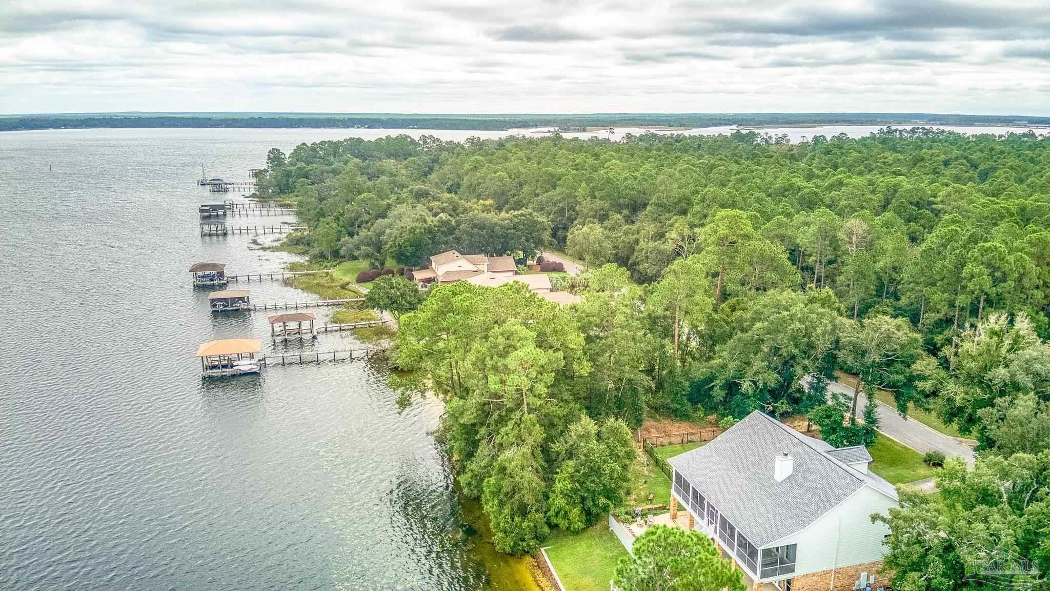 7 C Old Bay Pointe Road Milton, FL 32583 - Photo 10 of 21 Gallery Image 10