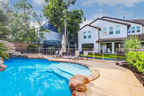 $2,555,000 | 5410 Valerie Street, Bellaire, TX 77401