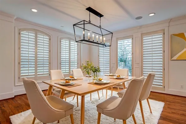 $2,555,000 | 5410 Valerie Street, Bellaire, TX 77401