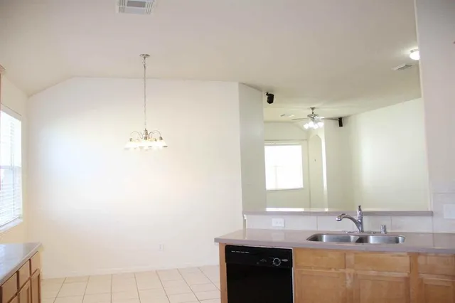 $2,300 | 7310 Northfork Drive, Pearland, TX 77584