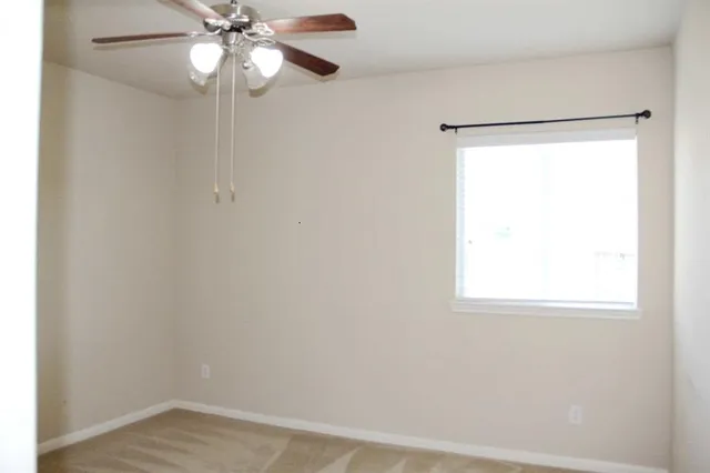 $2,300 | 7310 Northfork Drive, Pearland, TX 77584