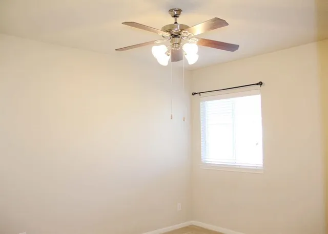 $2,300 | 7310 Northfork Drive, Pearland, TX 77584