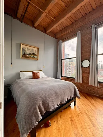 $4,250 | 616 West Fulton Street, Unit 411, Chicago, IL 60661
