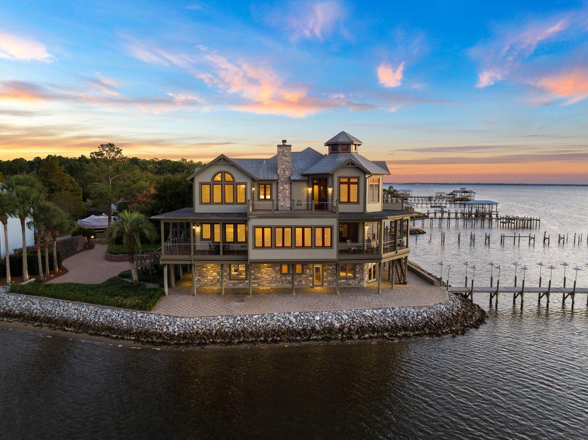 281 Grove Lane Freeport, FL 32439 - Photo 35 of 36 a view of a house with roof deck