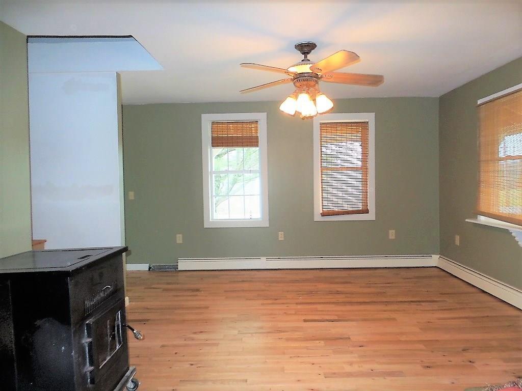 648 Bangor Road Waterville, ME 04901 - Photo 9 of 25 Living Room