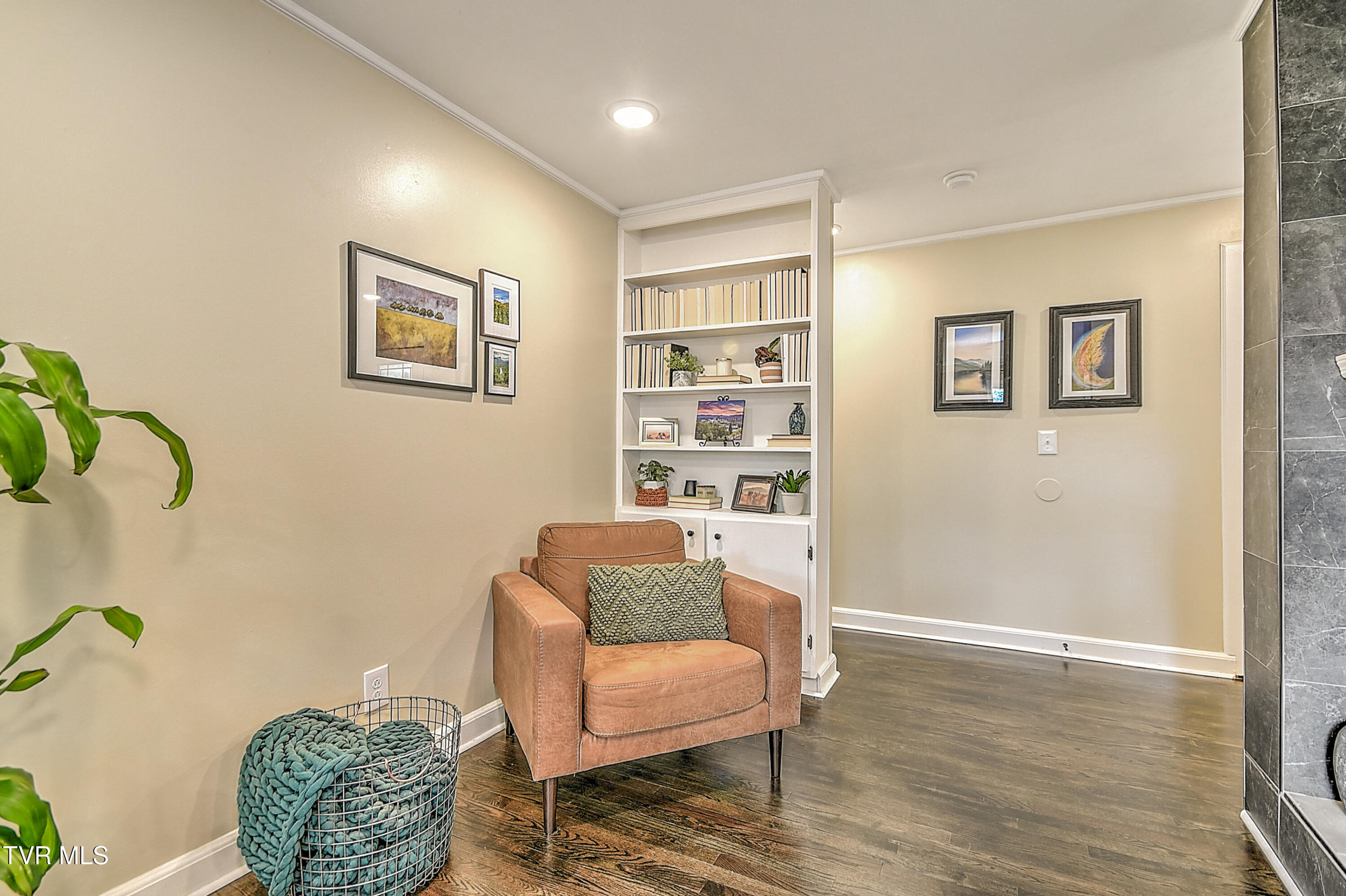 315 Liberty Avenue Erwin, TN 37650 - Photo 16 of 77 315 Liberty Ave DOM-15