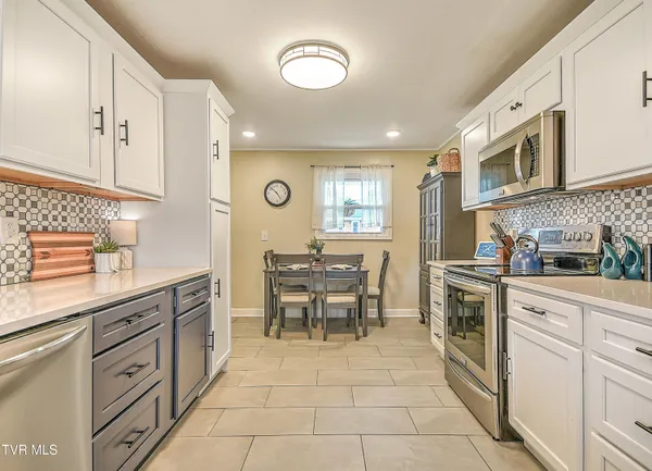 $342,999 | 315 Liberty Avenue, Erwin, TN 37650