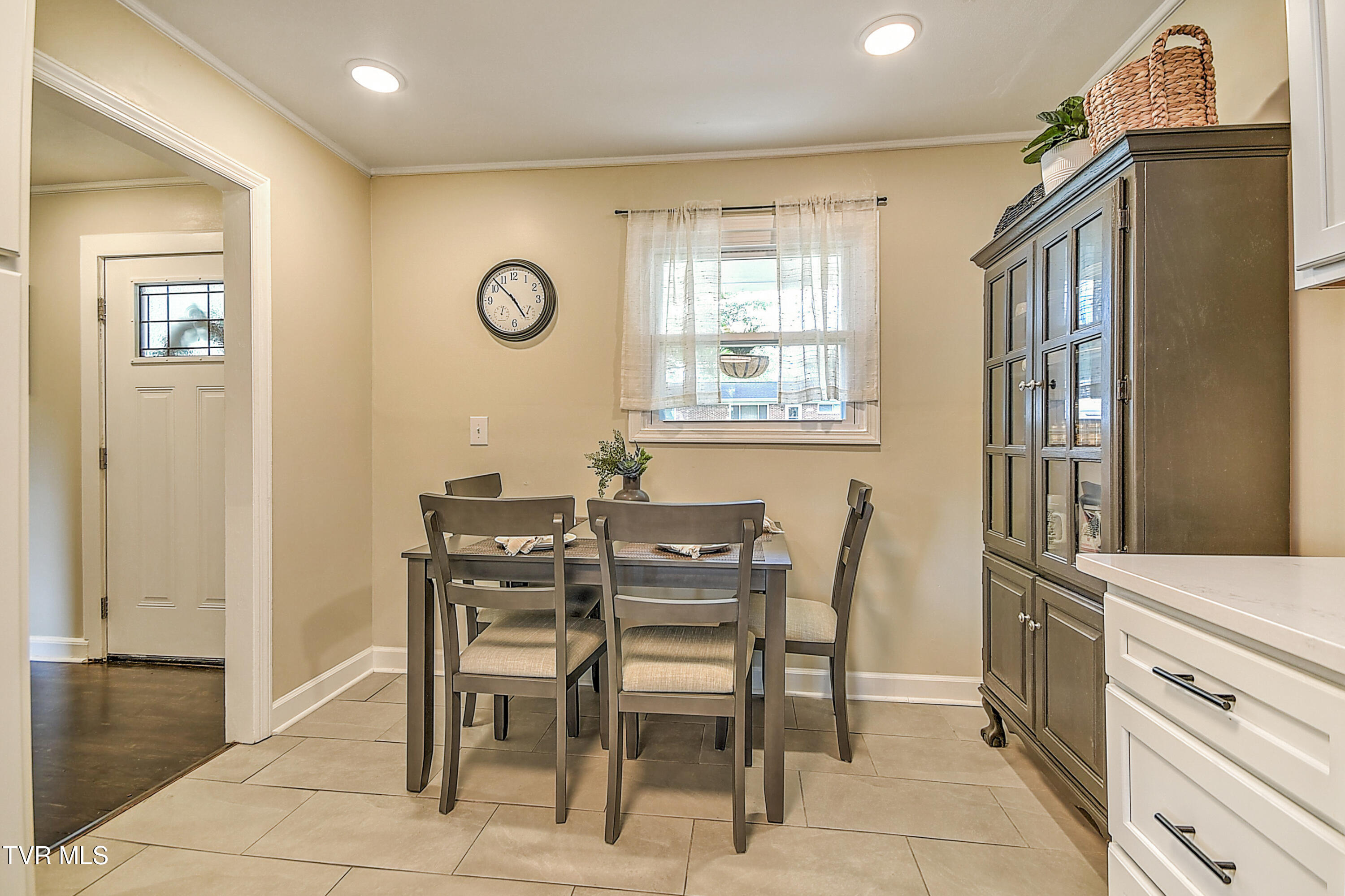 315 Liberty Avenue Erwin, TN 37650 - Photo 28 of 77 315 Liberty Ave DOM-27