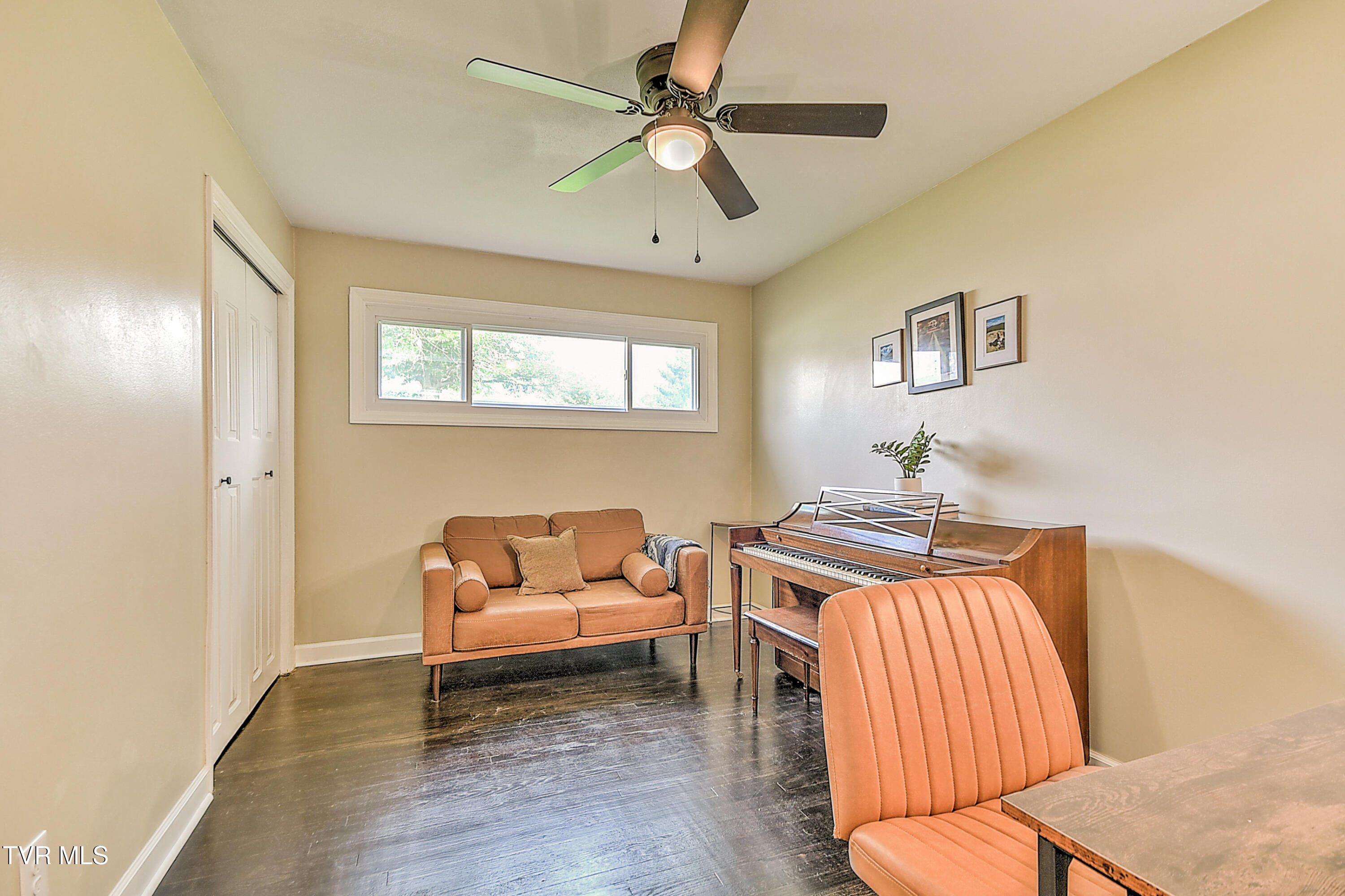 315 Liberty Avenue Erwin, TN 37650 - Photo 40 of 77 315 Liberty Ave DOM-39