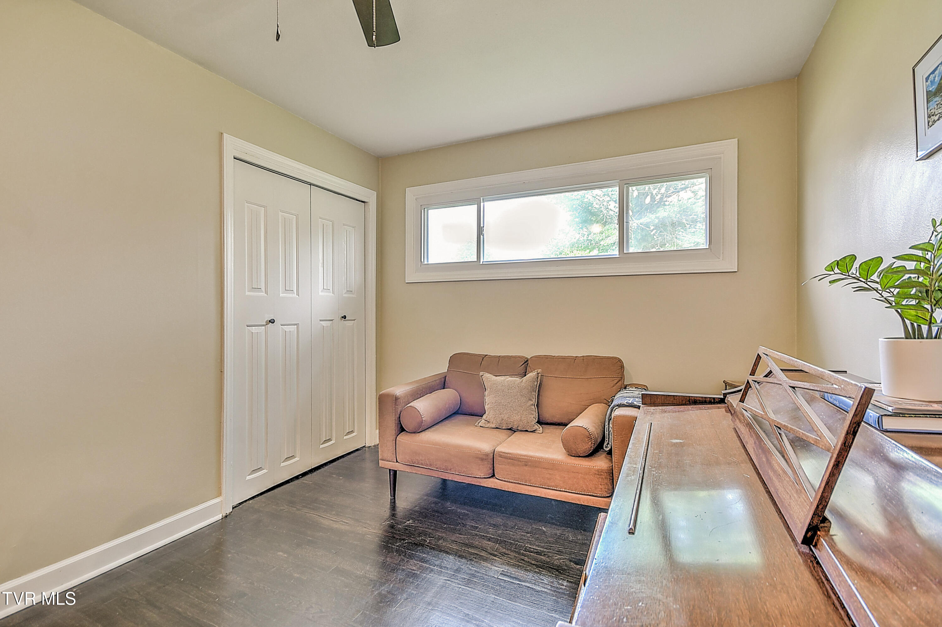 315 Liberty Avenue Erwin, TN 37650 - Photo 41 of 77 315 Liberty Ave DOM-40