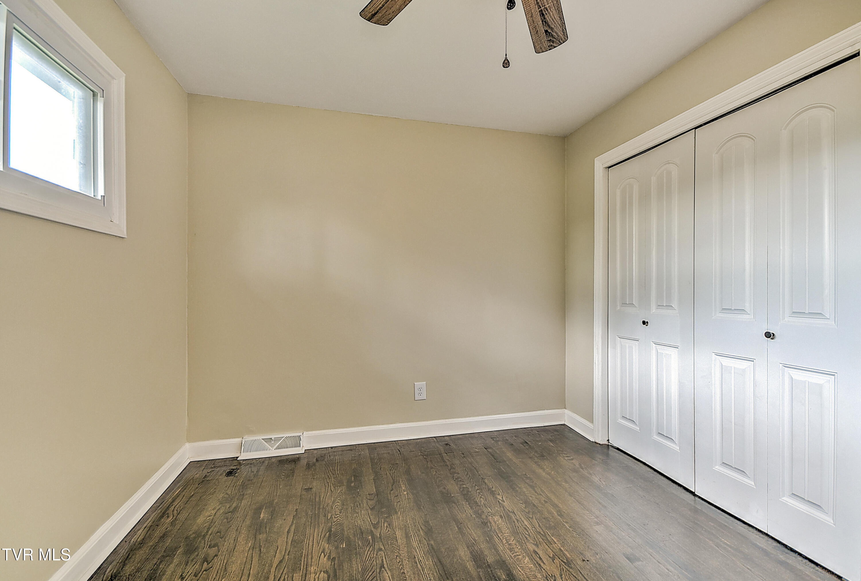 315 Liberty Avenue Erwin, TN 37650 - Photo 49 of 77 315 Liberty Ave DOM-48