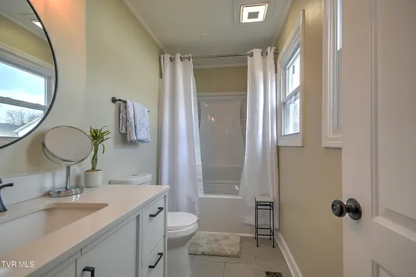 $342,999 | 315 Liberty Avenue, Erwin, TN 37650