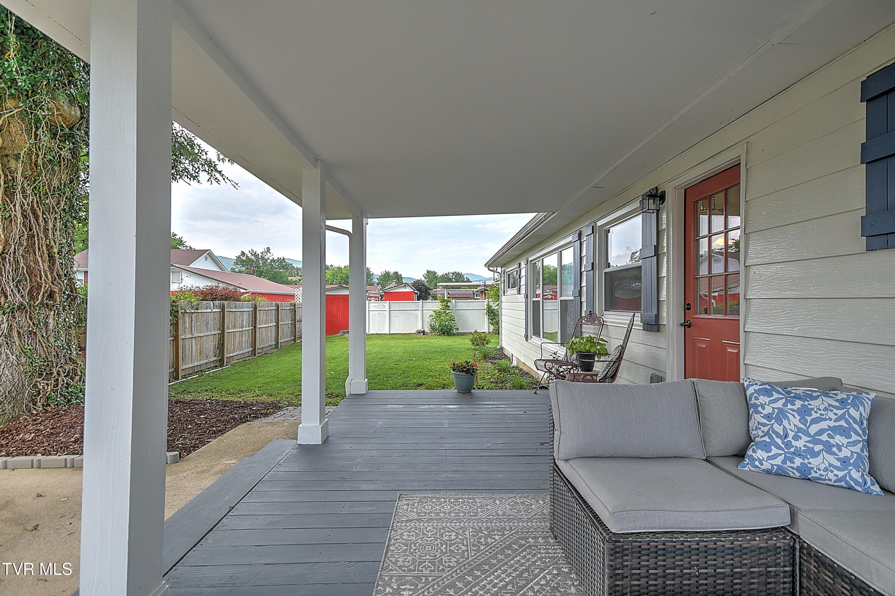 315 Liberty Avenue Erwin, TN 37650 - Photo 65 of 77 315 Liberty Ave DOM-64