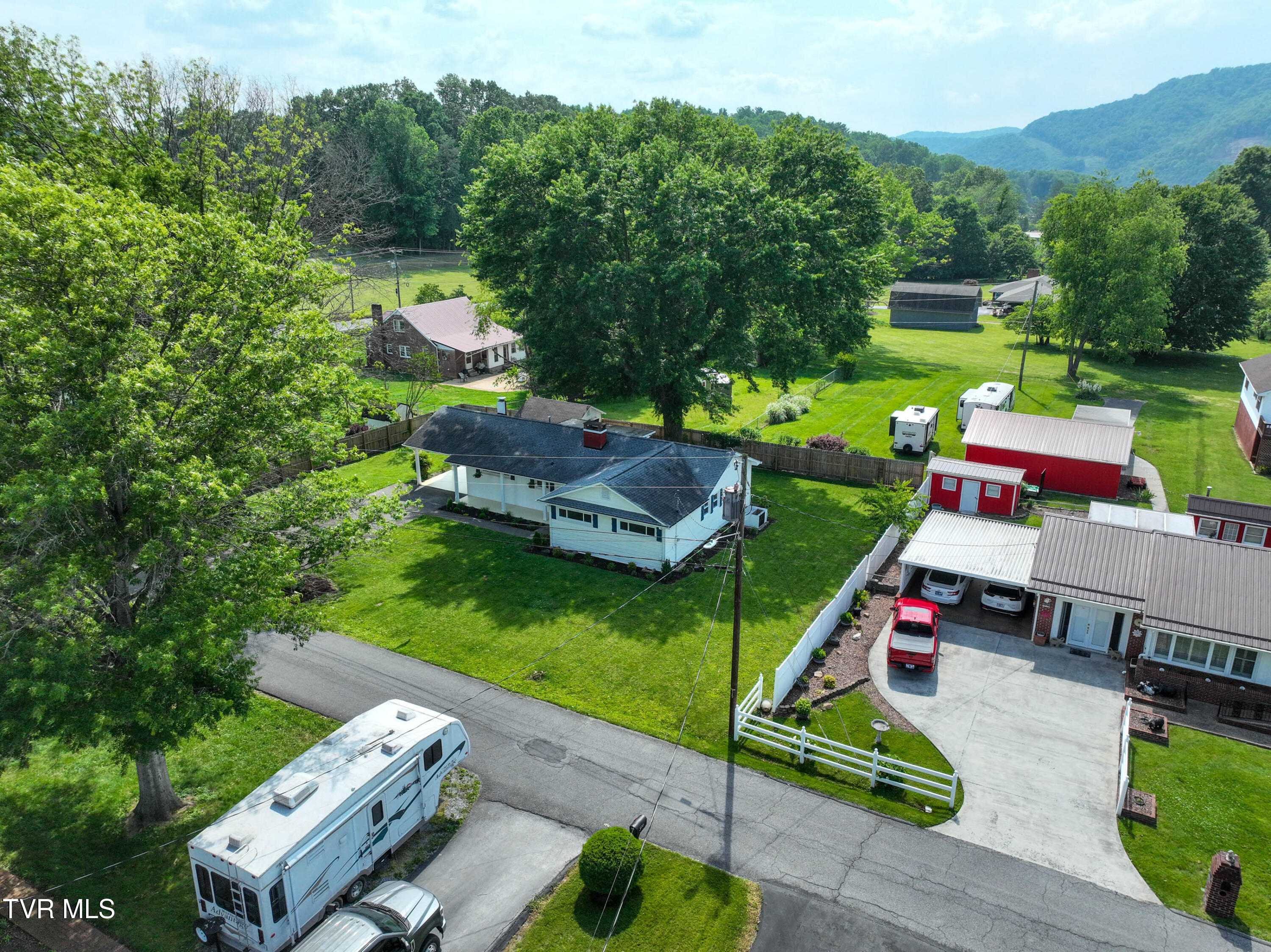 315 Liberty Avenue Erwin, TN 37650 - Photo 76 of 77 315 Liberty Ave Drone DOM-24