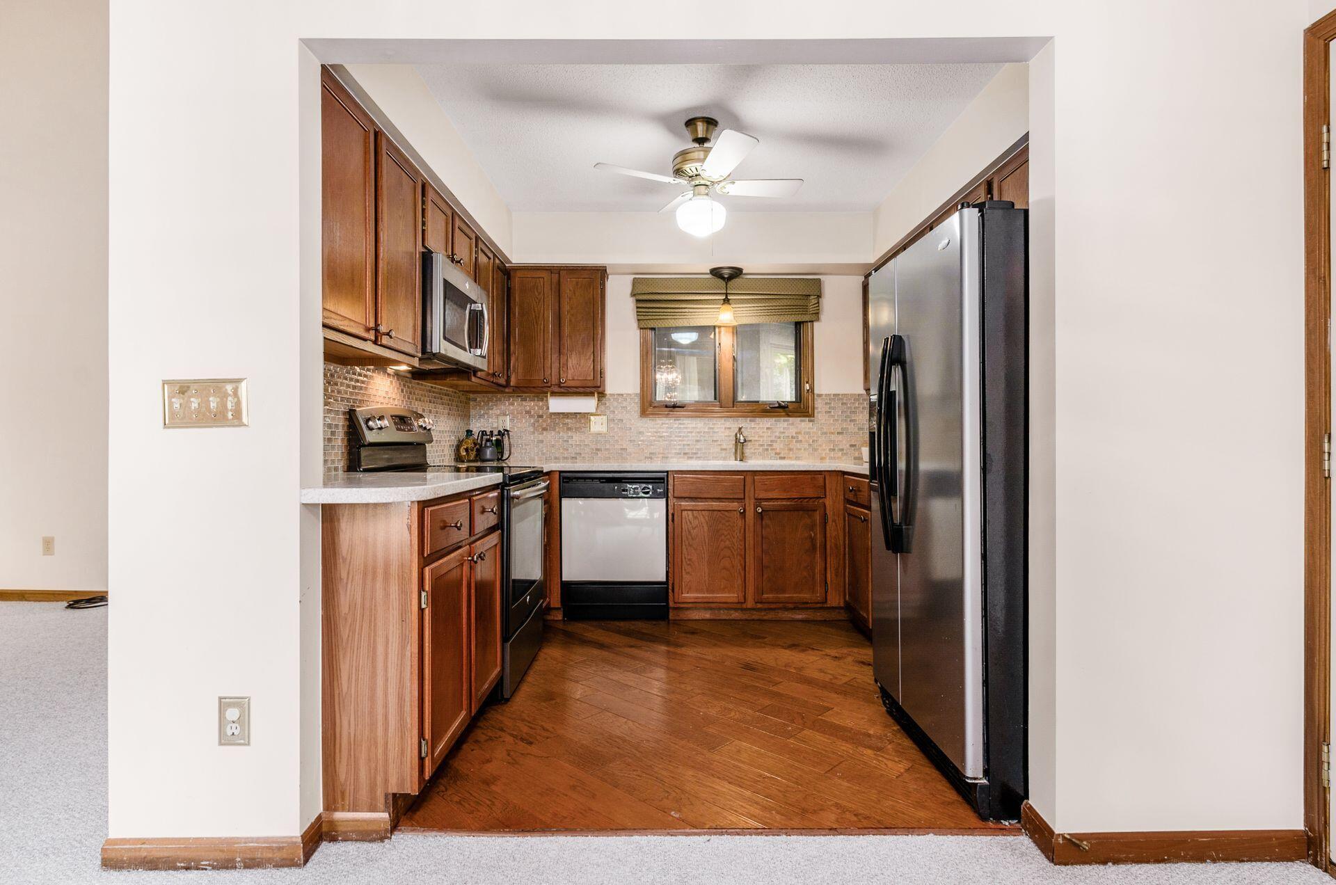 3911 Inverness Circle Dublin, OH 43016 - Photo 12 of 39 012_e_L 3911 Inverness Cir037