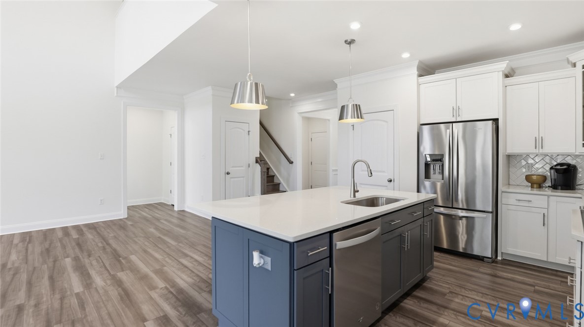 3726 Rocketts Ridge Drive Goochland, VA 23063 - Photo 7 of 38 he welcoming foyer opens to a formal dining room,