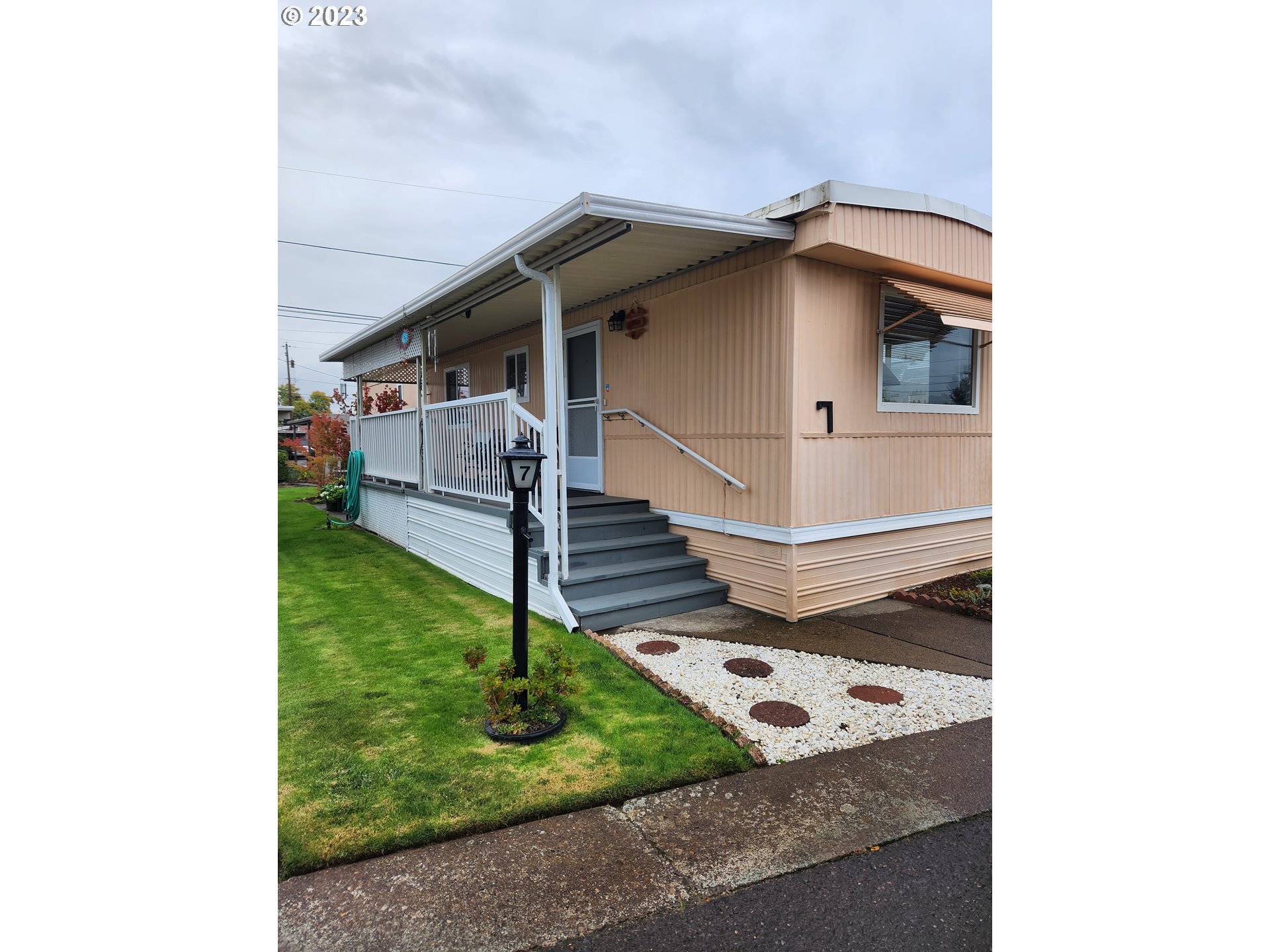 501 Division Ave Unit 7