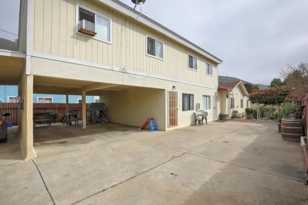 $1,295,000 | 154 El Medio Street, Ventura, CA 93001