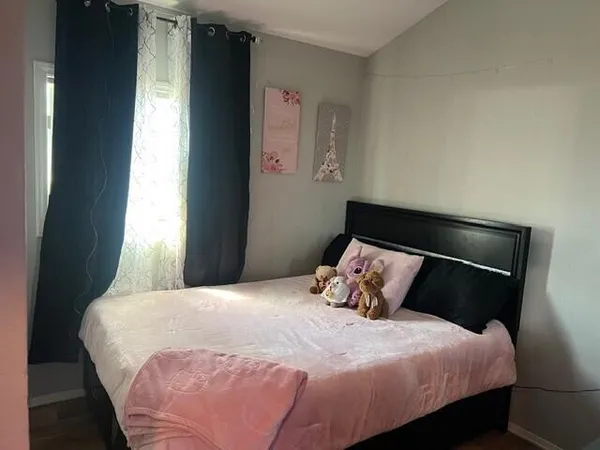 $1,295,000 | 154 El Medio Street, Ventura, CA 93001