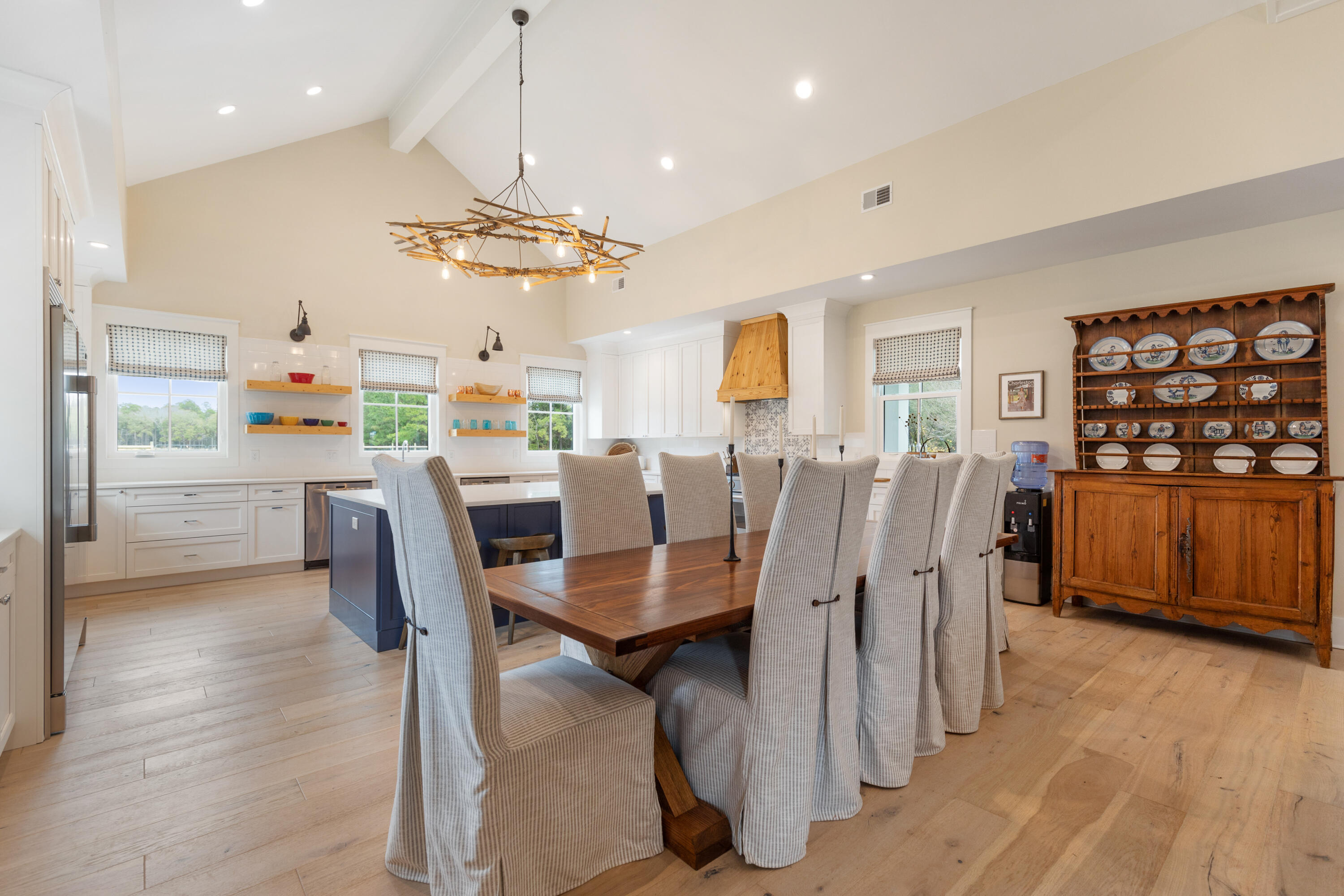 10970 Highway 17 McClellanville, SC 29458 - Photo 11 of 100 Farmhouse Dining Room & Kitchen