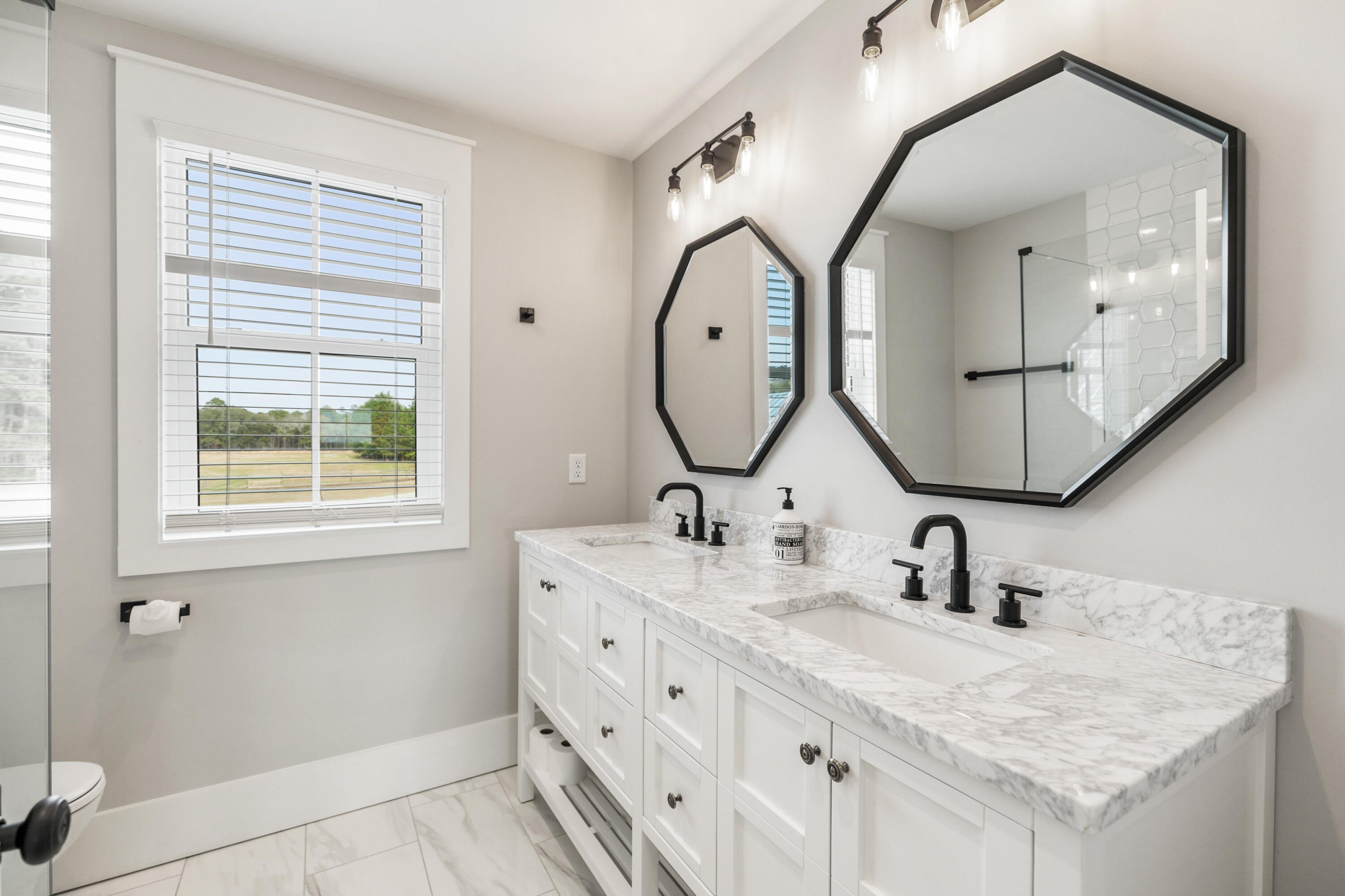 10970 Highway 17 McClellanville, SC 29458 - Photo 27 of 100 Farmhouse Bath 3