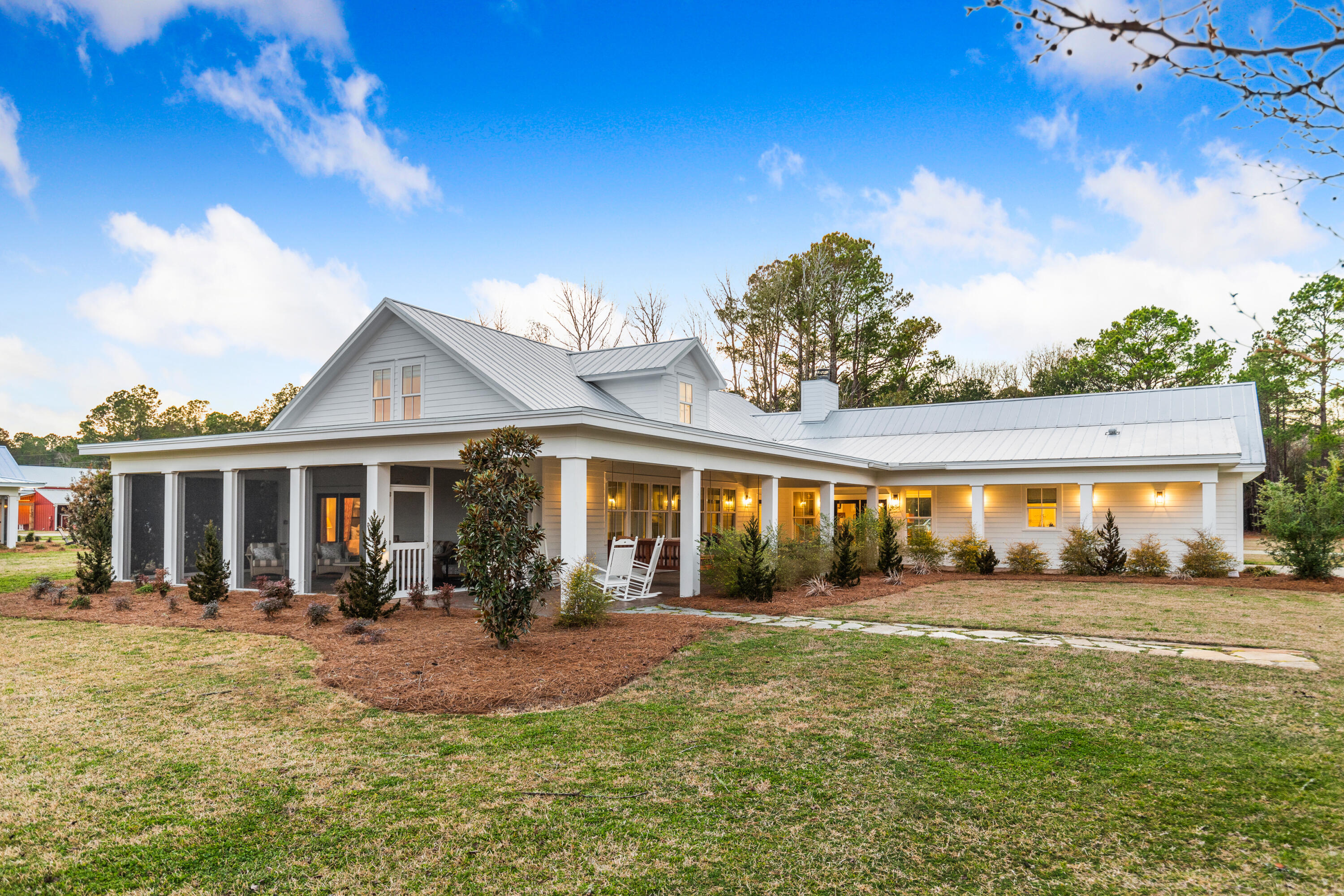 10970 Highway 17 McClellanville, SC 29458 - Photo 4 of 100 Farmhouse