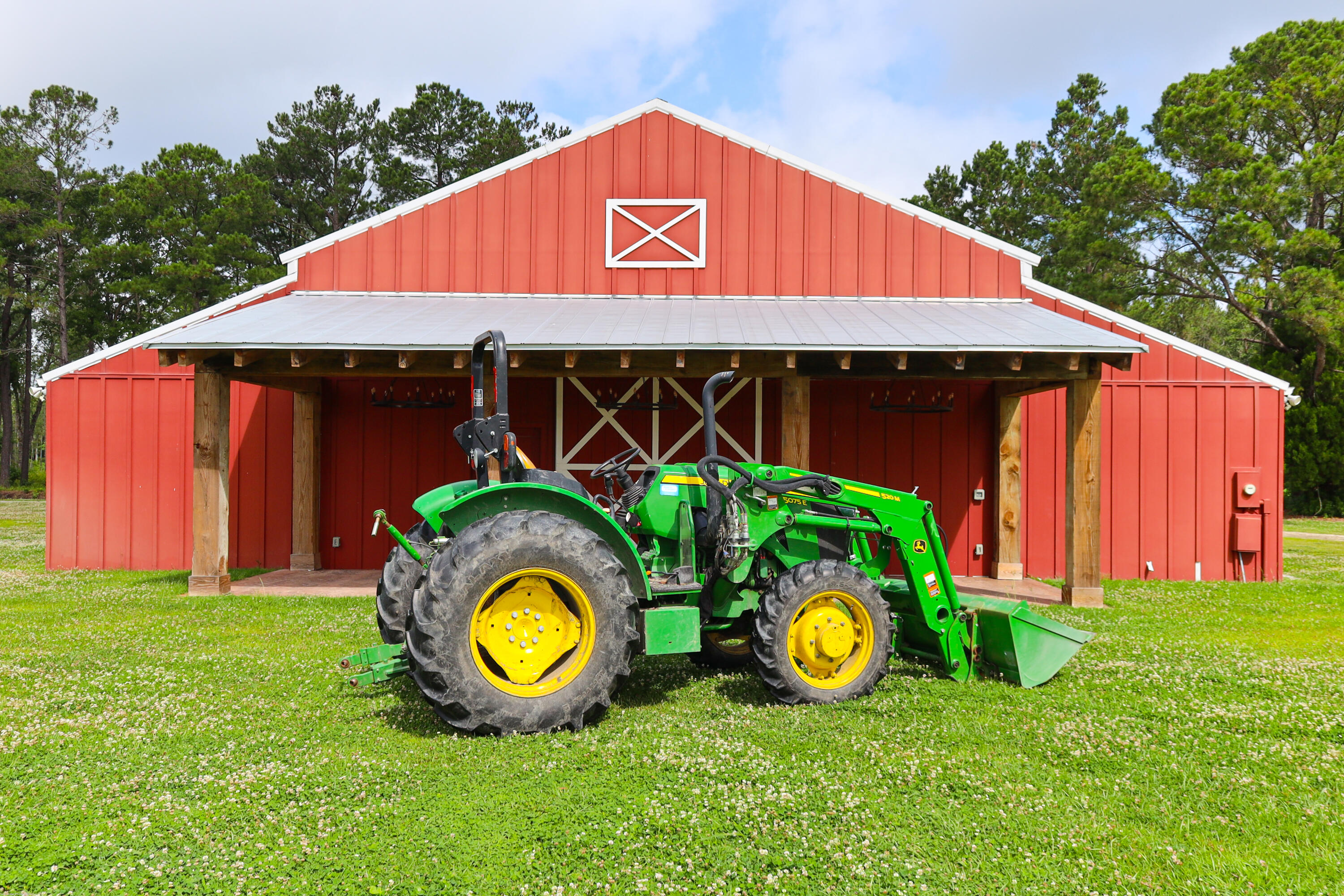 10970 Highway 17 McClellanville, SC 29458 - Photo 92 of 100 Farm Equipment