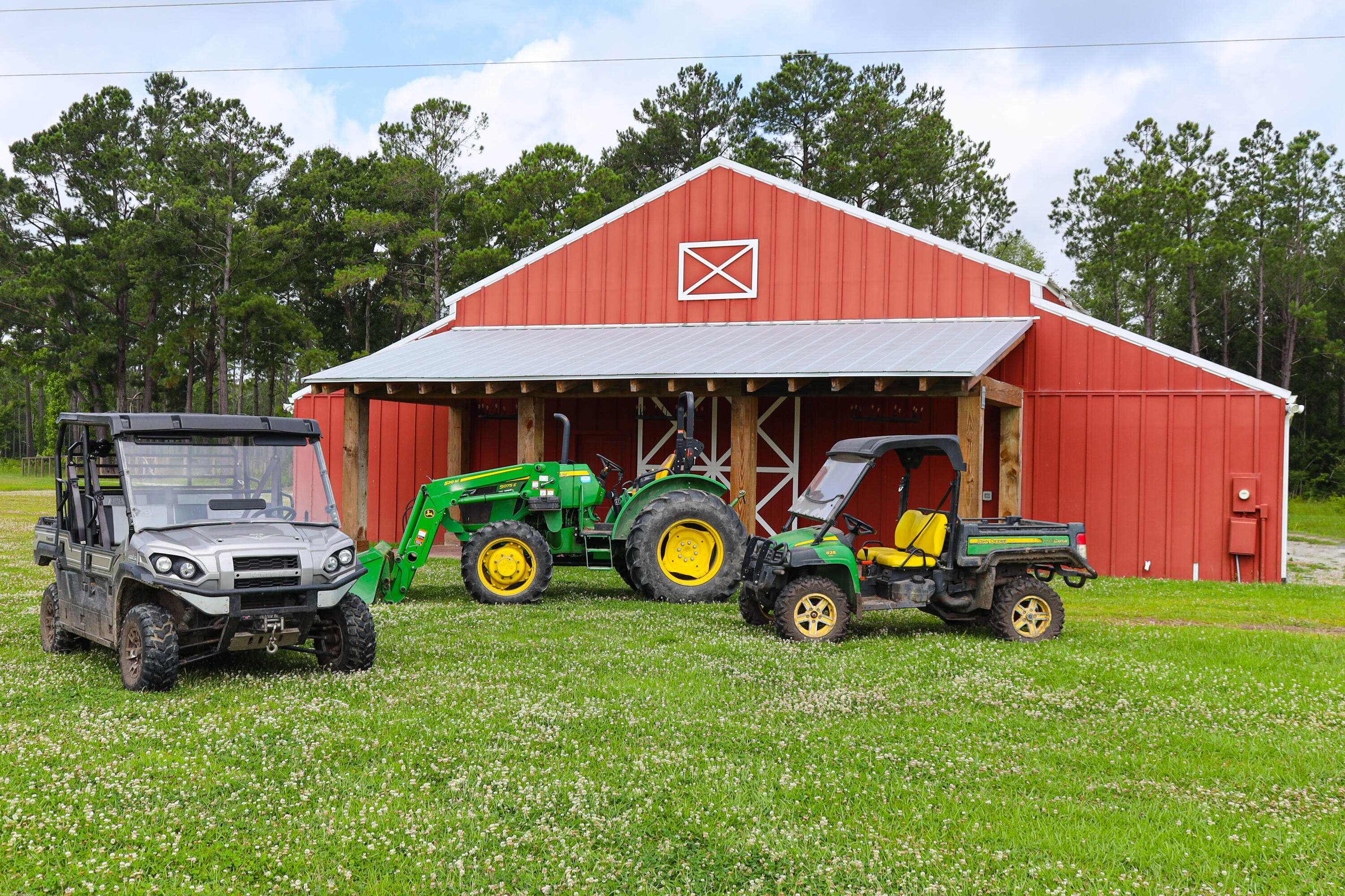 10970 Highway 17 McClellanville, SC 29458 - Photo 98 of 100 Farm Equipment