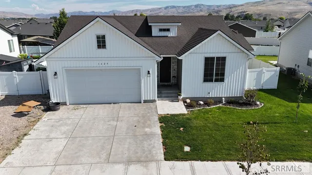 $424,000 | 1629 Petersburg Drive, Chubbuck, ID 83202