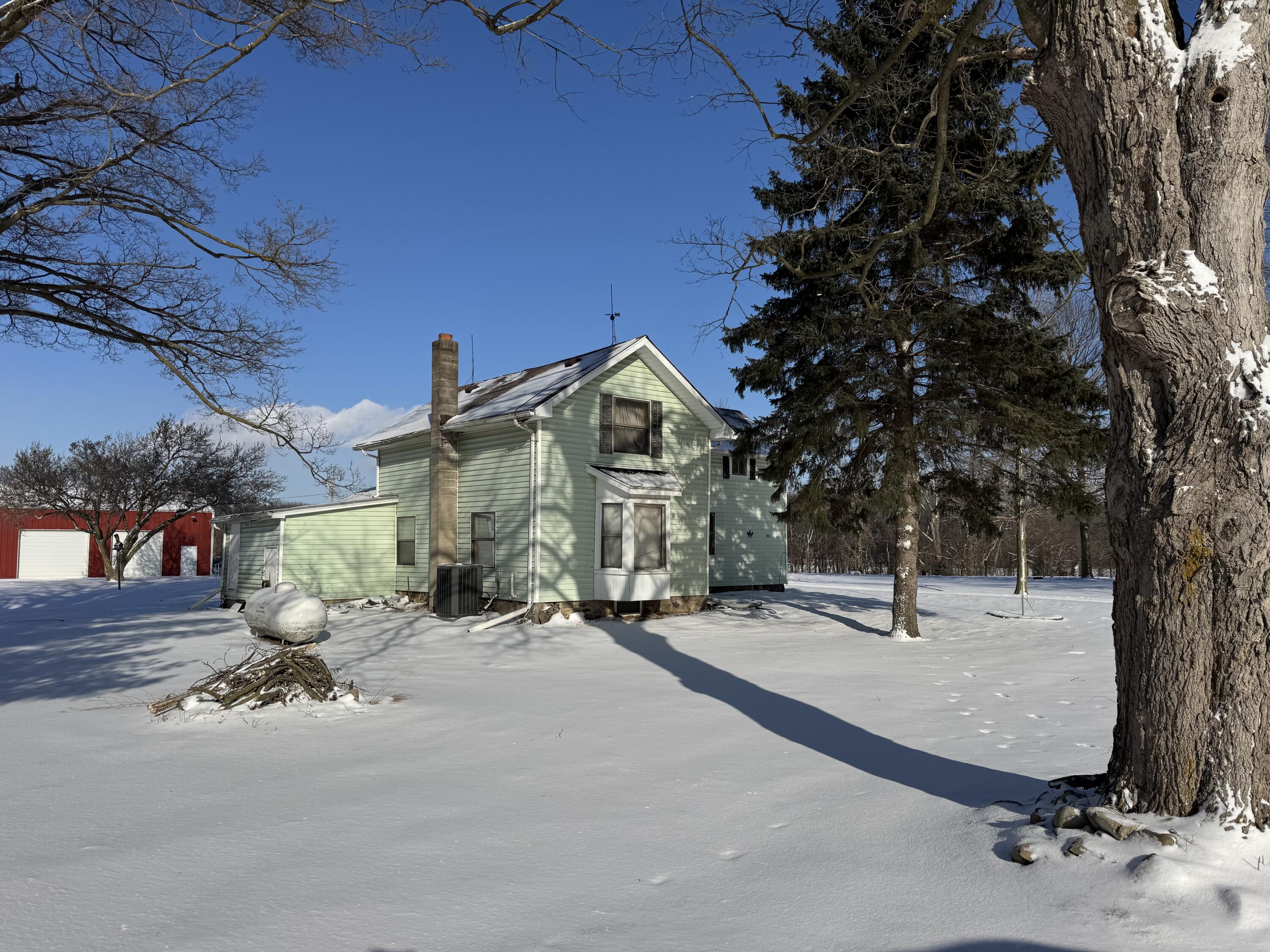 974 East Central Road Quincy, MI 49082 - Photo 12 of 13 Photo Jan 14 2025, 2 27 39 PM
