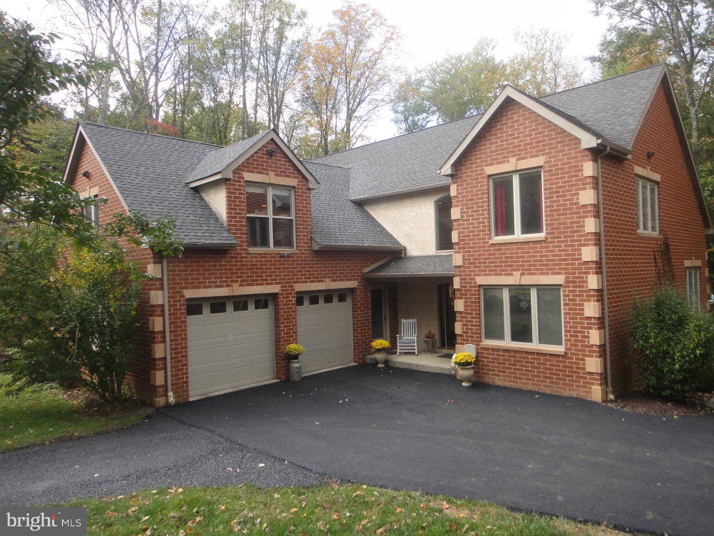 305 Llewelyn Road Chester Heights, PA 19014 - Photo 1 of 19